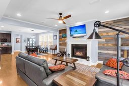 3209 Moonlight Drive photo 4