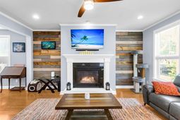 3209 Moonlight Drive photo 4