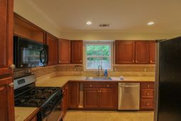 1737 Bozo Lane photo 4