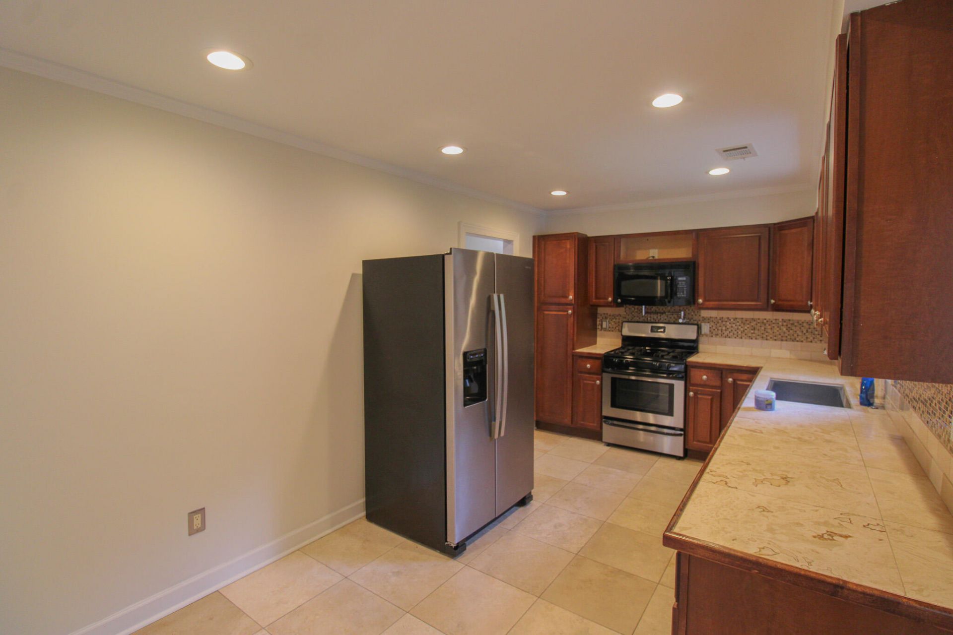 1737 Bozo Lane Photo 6