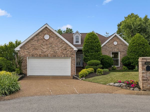 1024 N Clubhouse Ct, Franklin, TN 37067