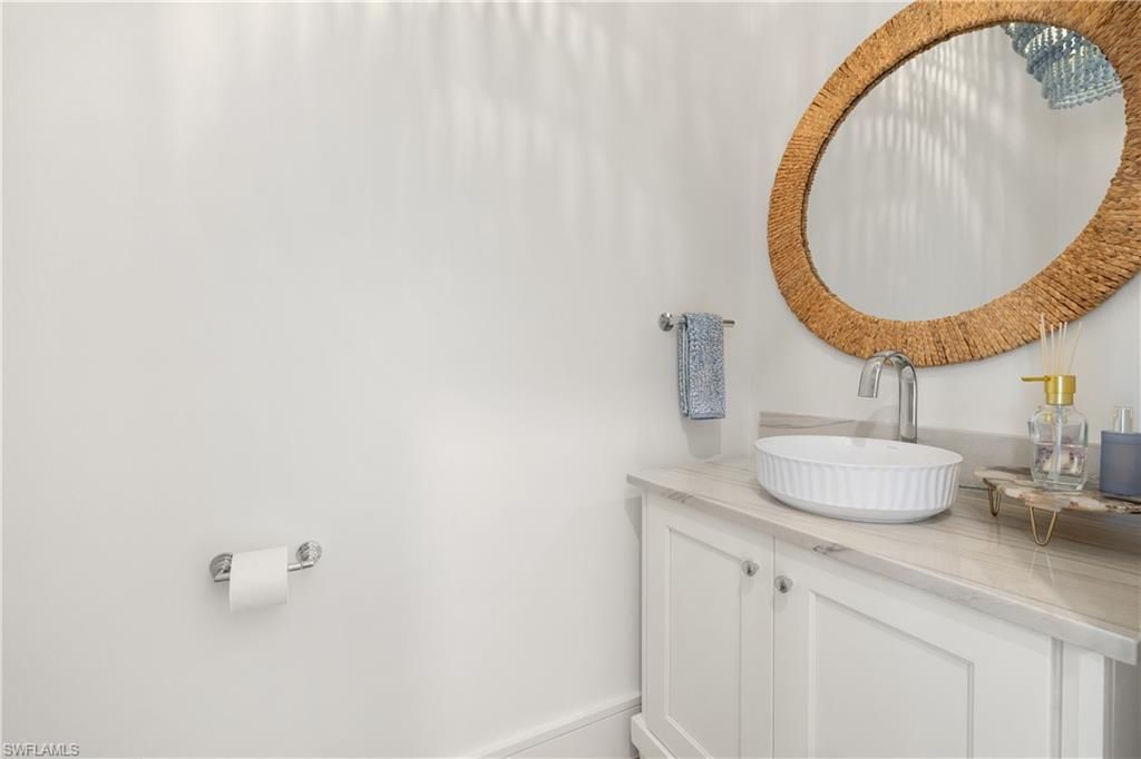 104 Kaula Ln , Bonita Springs, FL 34134 Photo