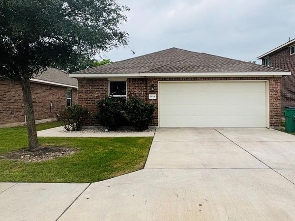 1414 Walden Pond DR, Pflugerville, TX 78660