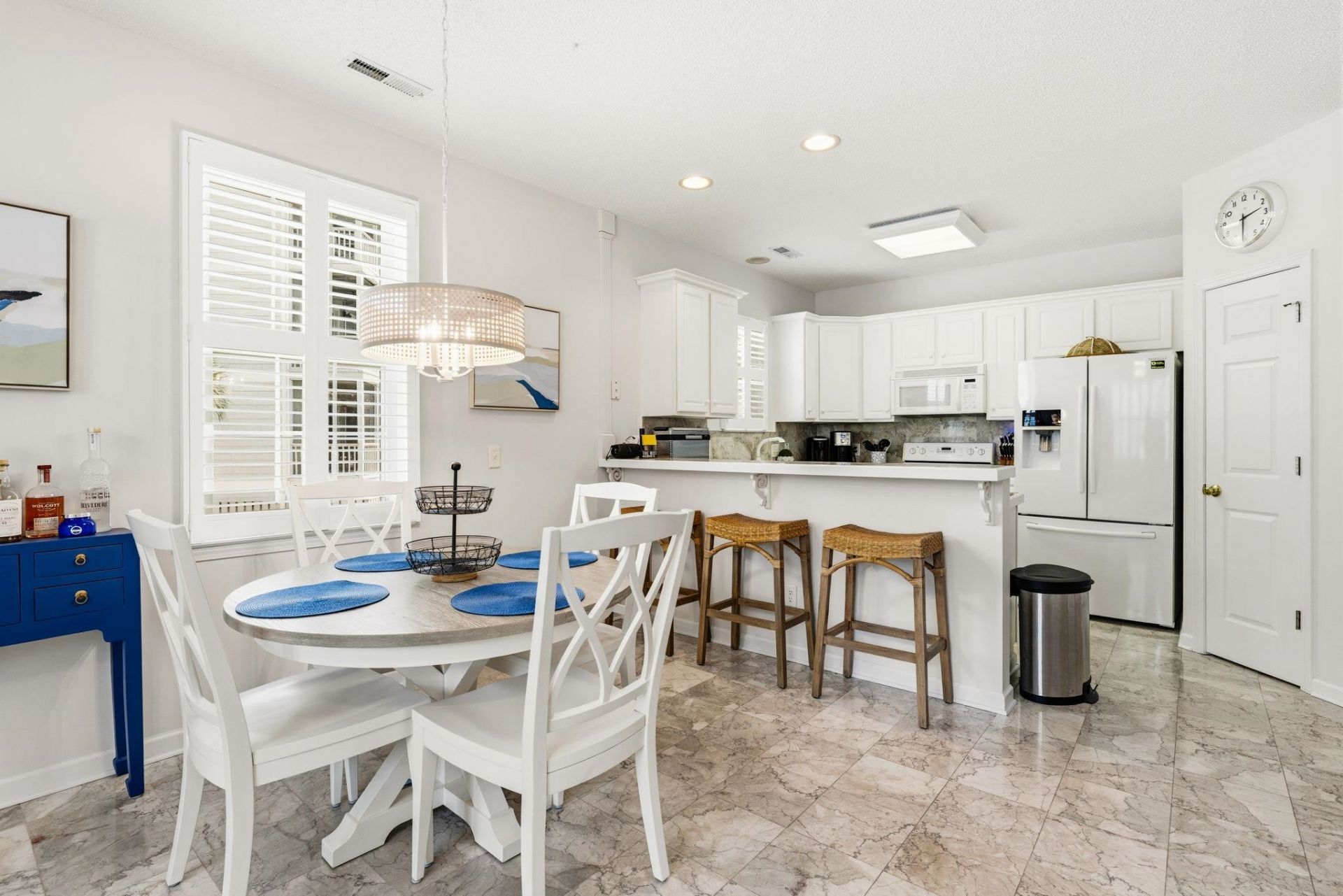425 Surfside Dr. Photo 13
