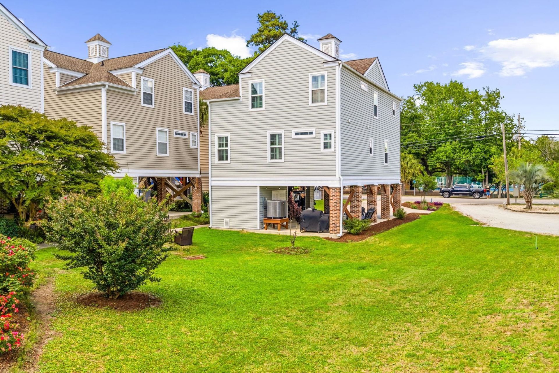 425 Surfside Dr. Photo 36