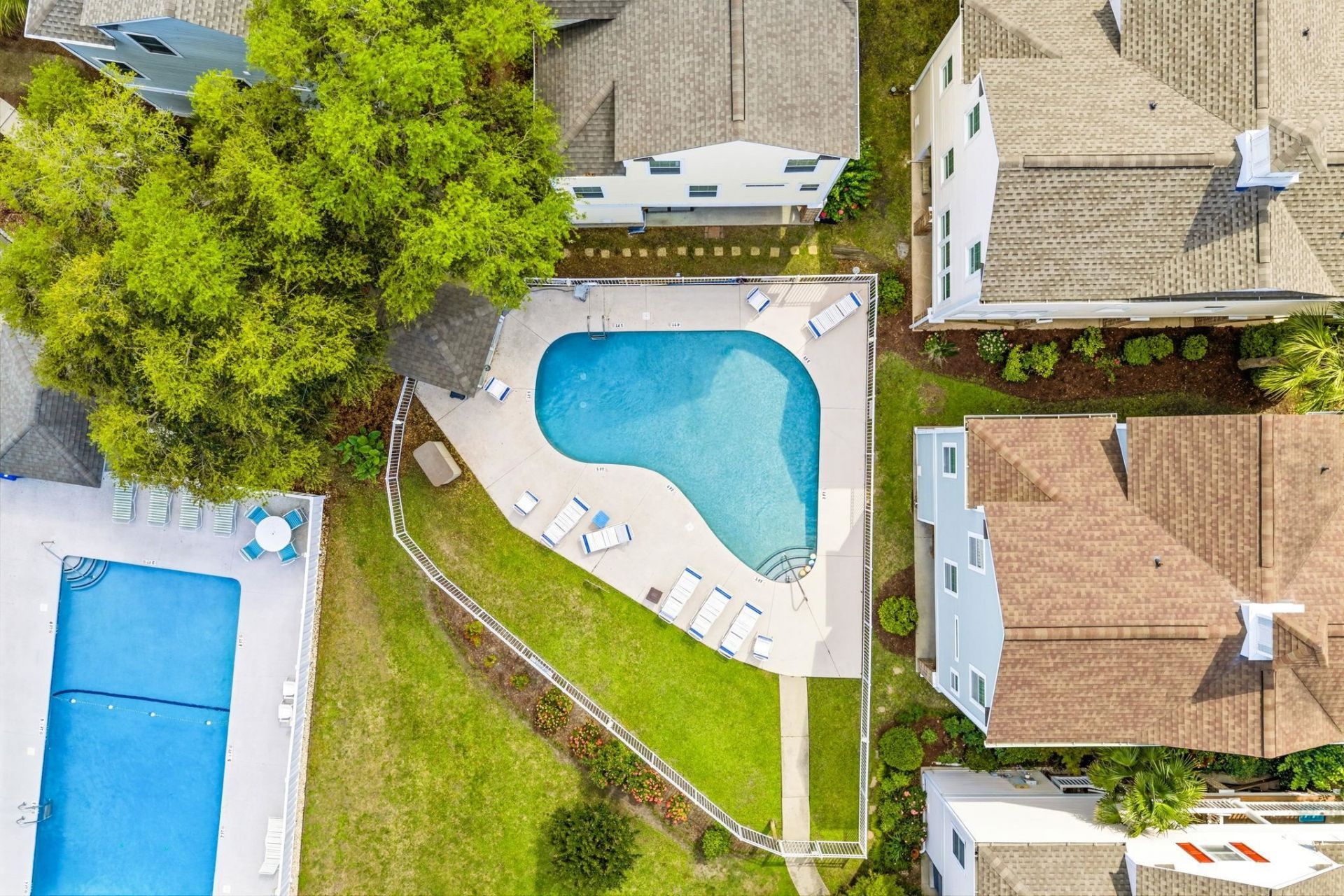 425 Surfside Dr. Photo 42