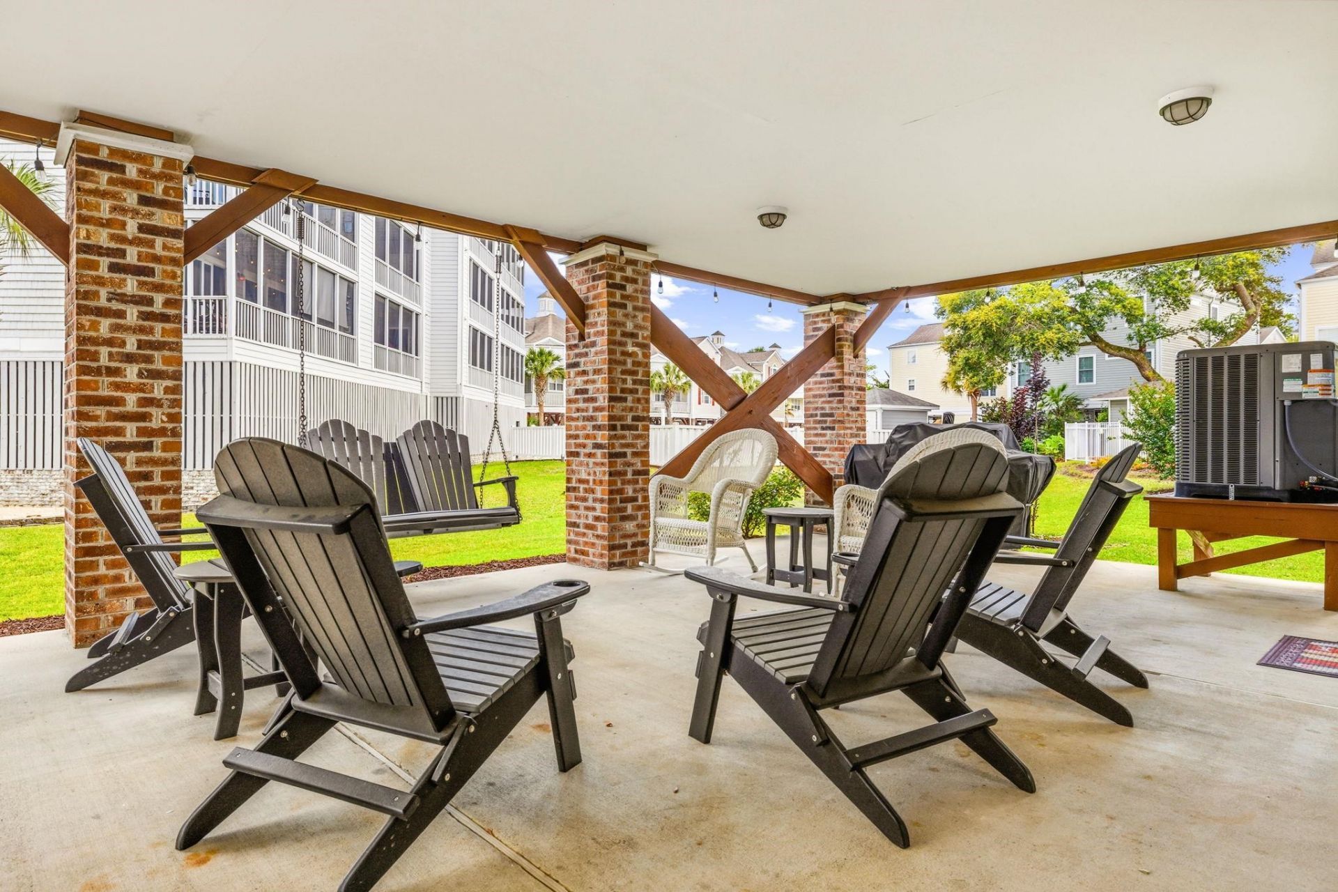425 Surfside Dr. Photo 43