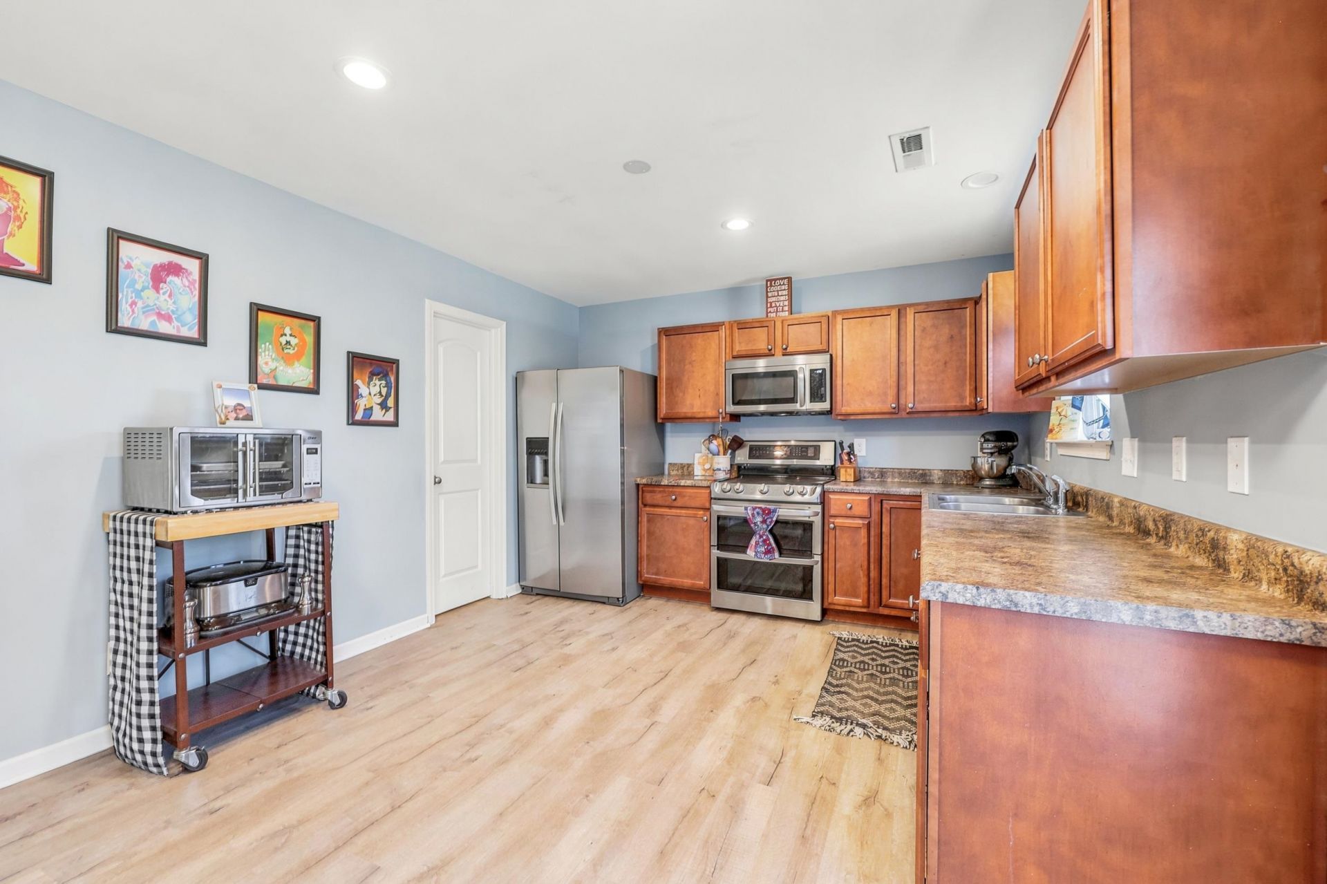 340 Blue Rock Dr. Photo 14