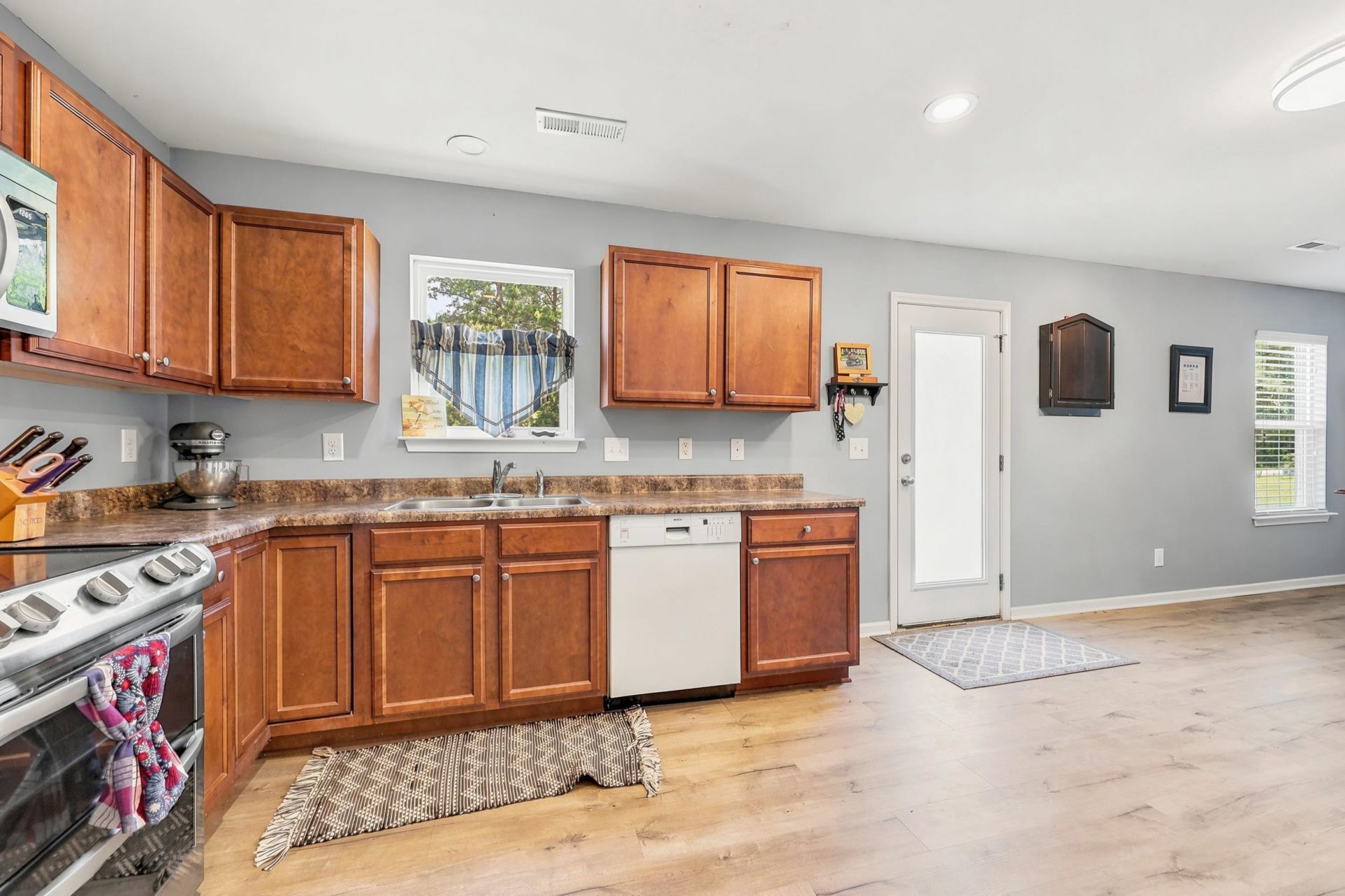 340 Blue Rock Dr. Photo 17