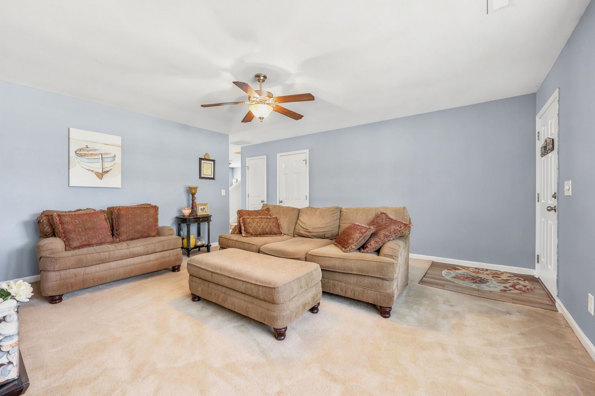 340 Blue Rock Dr. Photo 9