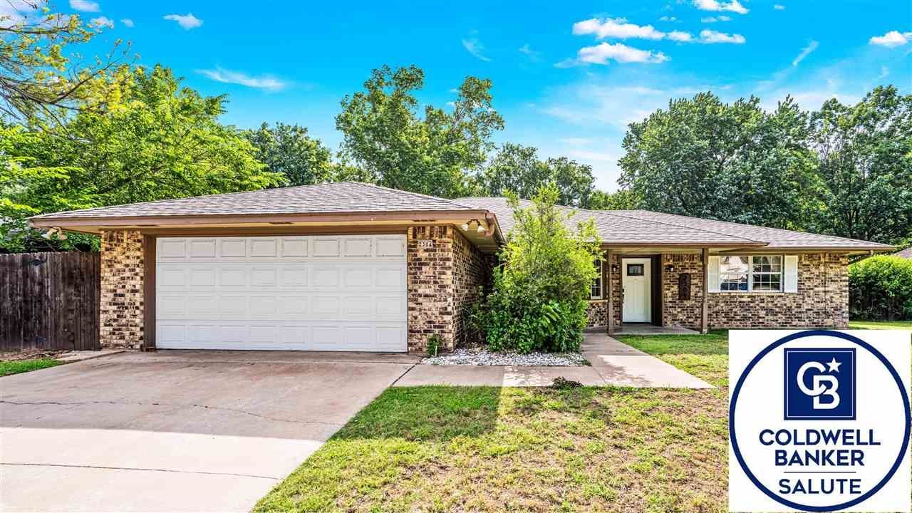 2304 NE Village Dr, Lawton, OK 73507 Main Photo