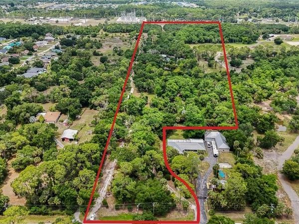 17611 Old Bayshore RD, NORTH FORT MYERS, FL 33917
