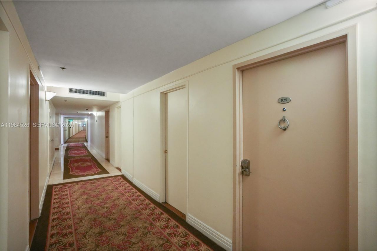 100 Lincoln Rd , Unit 825, Miami Beach, FL 33139 Photo