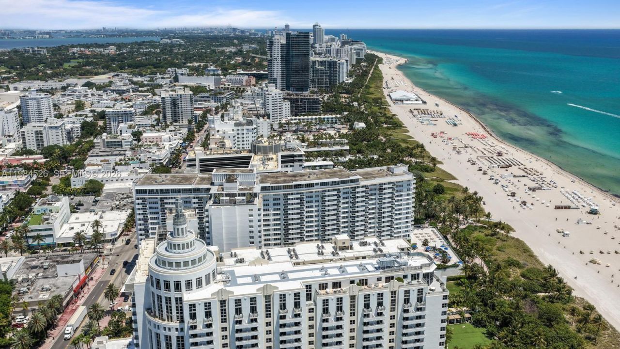 100 Lincoln Rd , Unit 825, Miami Beach, FL 33139 Photo
