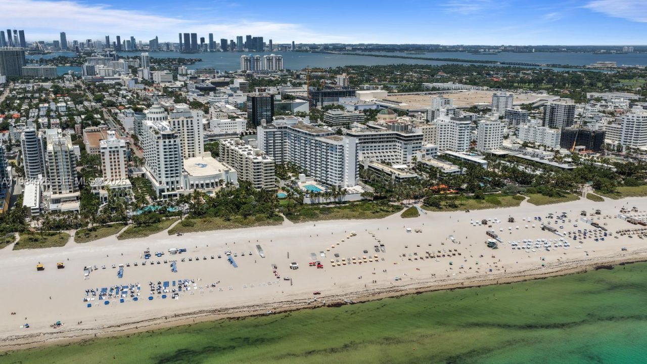 100 Lincoln Rd , Unit 825, Miami Beach, FL 33139 Photo