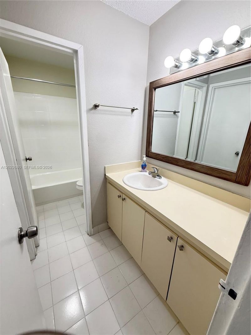 9970 SW 88th St , Unit 914-9, Miami, FL 33176 Photo