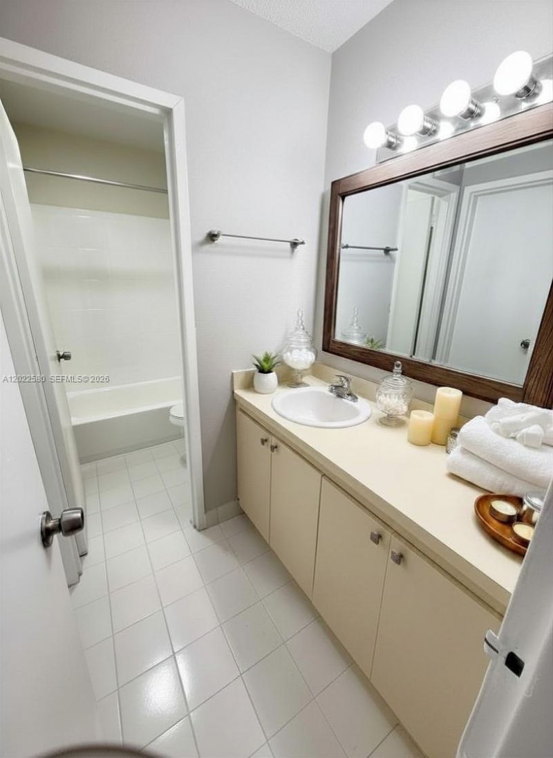 9970 SW 88th St , Unit 914-9, Miami, FL 33176 Photo