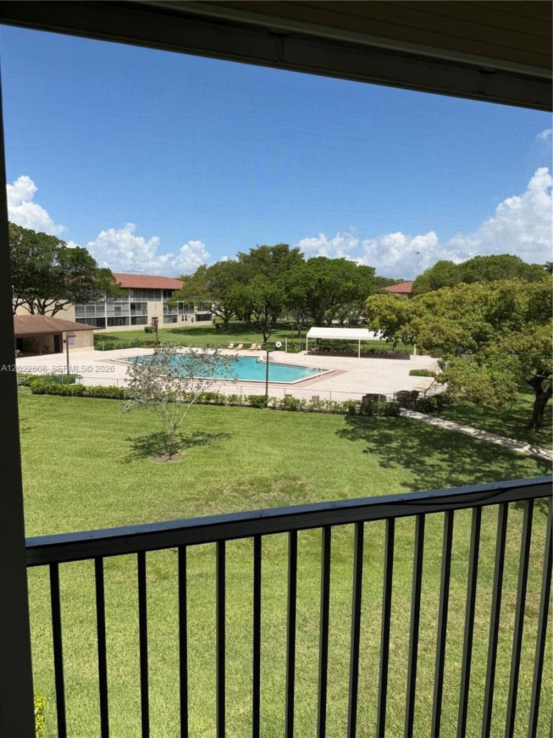 200 SW 132nd Way, Unit 309L, Pembroke Pines, FL 33027 Photo