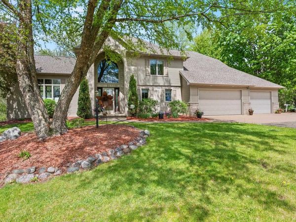 W8678 HILLVIEW ROAD, Hortonville, WI 54944