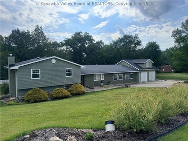 4 Vail Drive, Ripley, WV 25271
