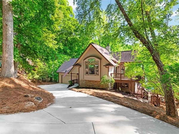 117 Sycamore Court , Waleska, GA 30183