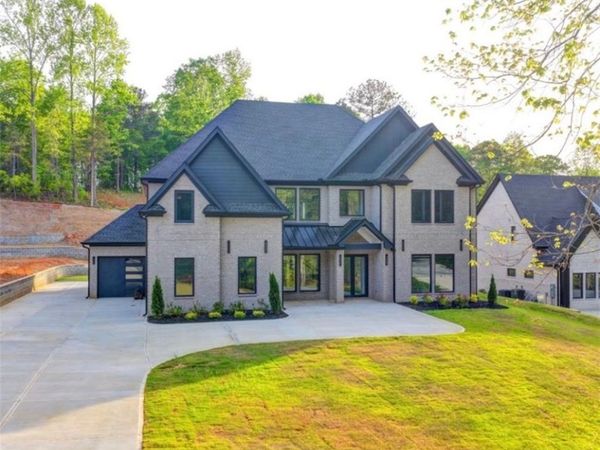 5274 Cash Road , Flowery Branch, GA 30542