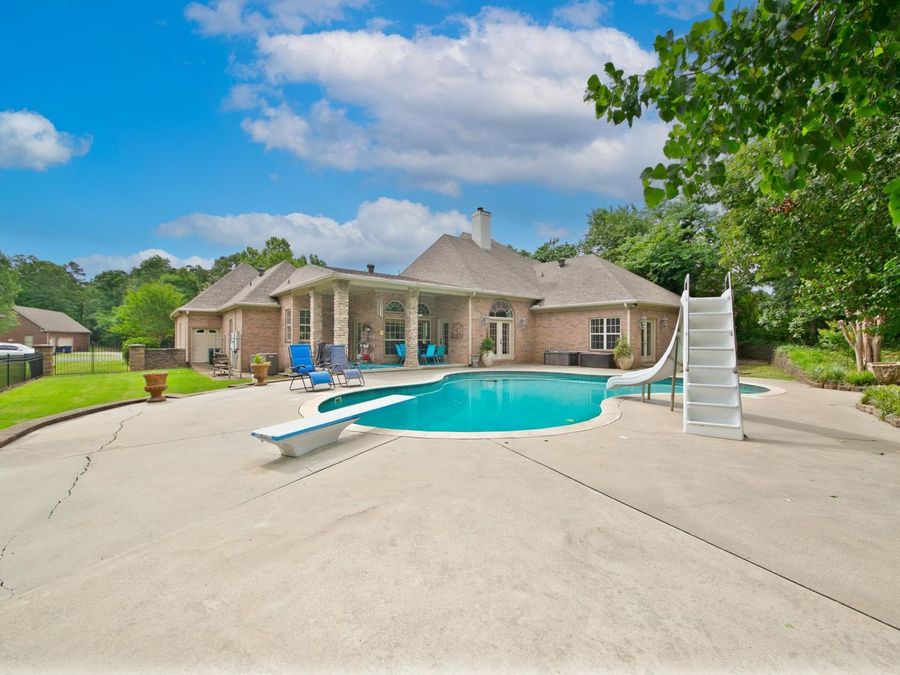 Property Image 46