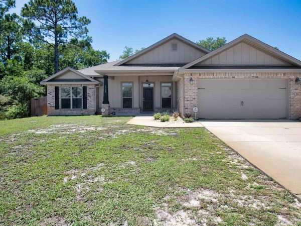 1799 Galvez Dr, Gulf Breeze, FL 32563