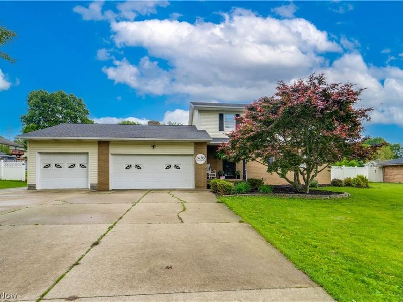 2635 Daffodil Street NE, Canton, OH 44705 Photo 1