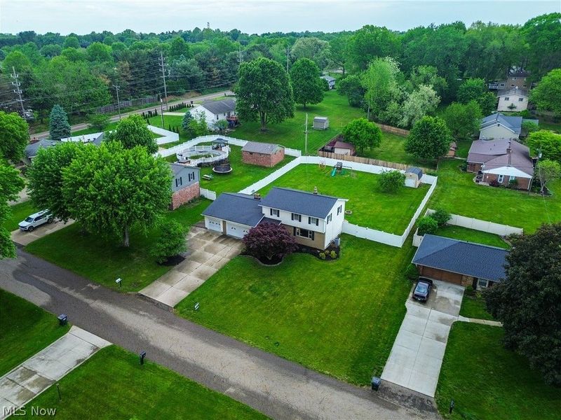 2635 Daffodil Street NE, Canton, OH 44705 Photo 5