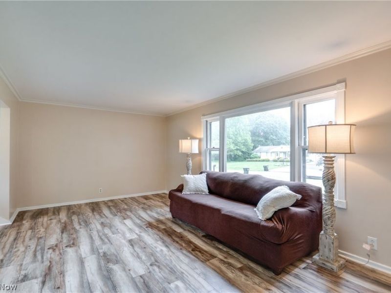 2635 Daffodil Street NE, Canton, OH 44705 Photo 8