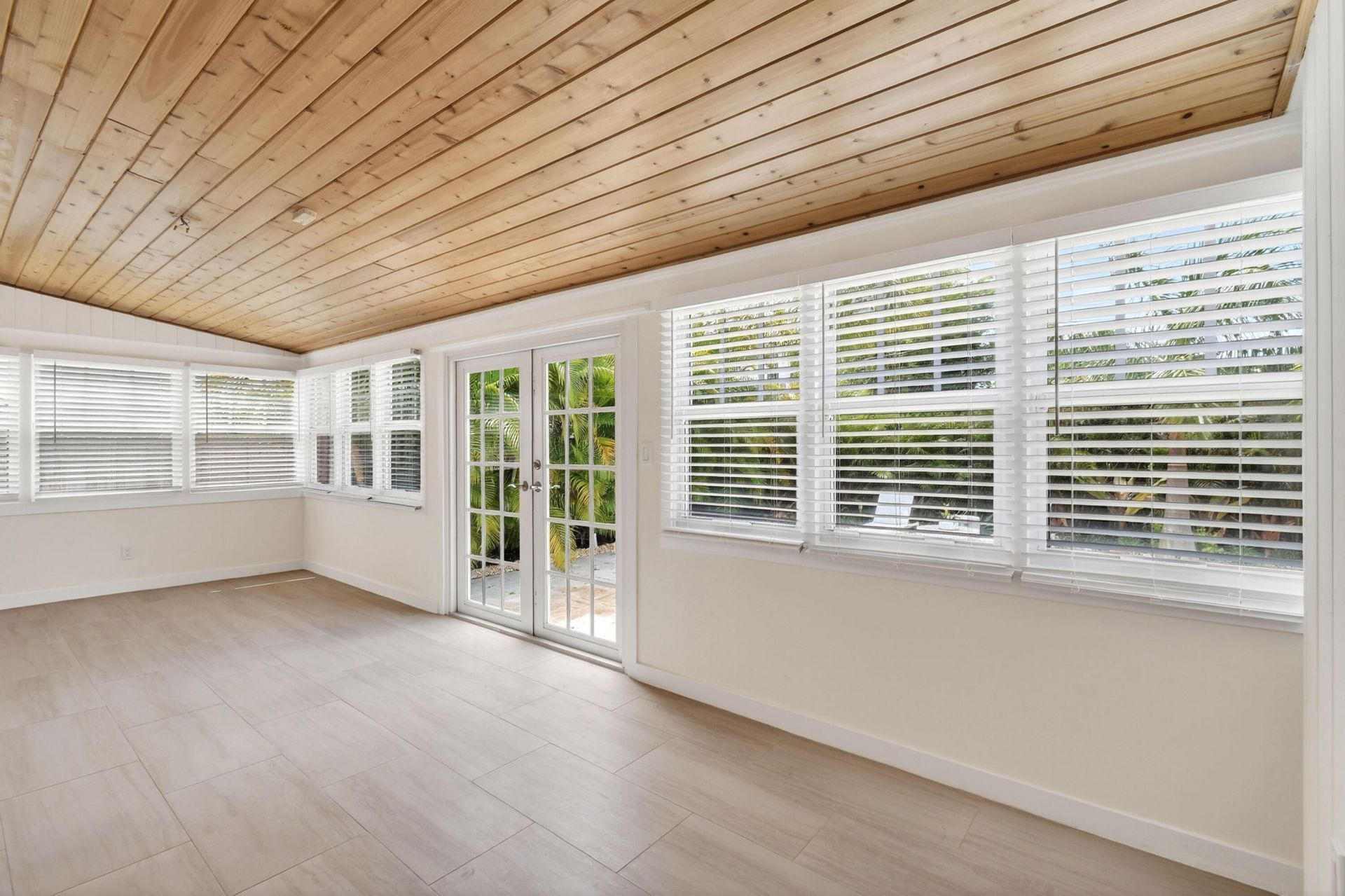 236 Greymon Drive, West Palm Beach, FL 33405 Photo