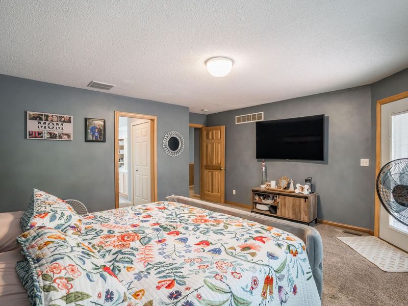 132 Village Green Drive, Sidney, OH 45365 Photo 18