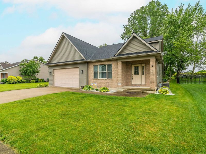 132 Village Green Drive, Sidney, OH 45365 Photo 2