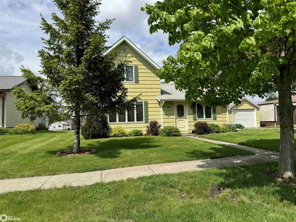 209 Blaine Street, Ledyard, IA 50556