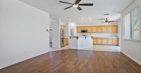101 S Pinnacles Cir, Sacramento, CA 95835 Photo