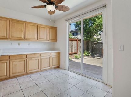 101 S Pinnacles Cir, Sacramento, CA 95835 Photo