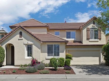 101 S Pinnacles Cir, Sacramento, CA 95835 Photo