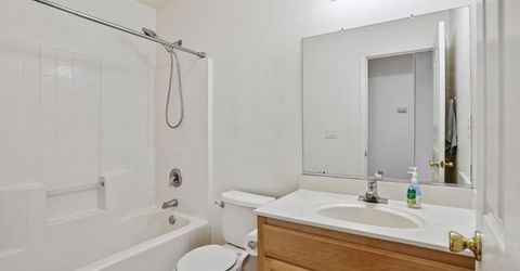 101 S Pinnacles Cir, Sacramento, CA 95835 Photo