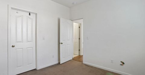 101 S Pinnacles Cir, Sacramento, CA 95835 Photo