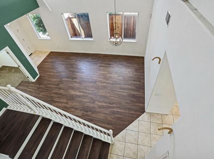 101 S Pinnacles Cir, Sacramento, CA 95835 Photo