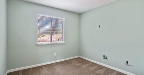 101 S Pinnacles Cir, Sacramento, CA 95835 Photo
