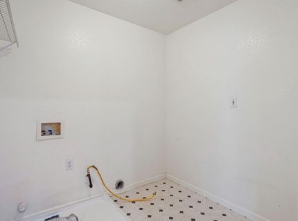 101 S Pinnacles Cir, Sacramento, CA 95835 Photo