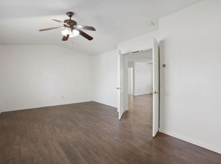 101 S Pinnacles Cir, Sacramento, CA 95835 Photo