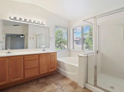 101 S Pinnacles Cir, Sacramento, CA 95835 Photo