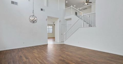 101 S Pinnacles Cir, Sacramento, CA 95835 Photo