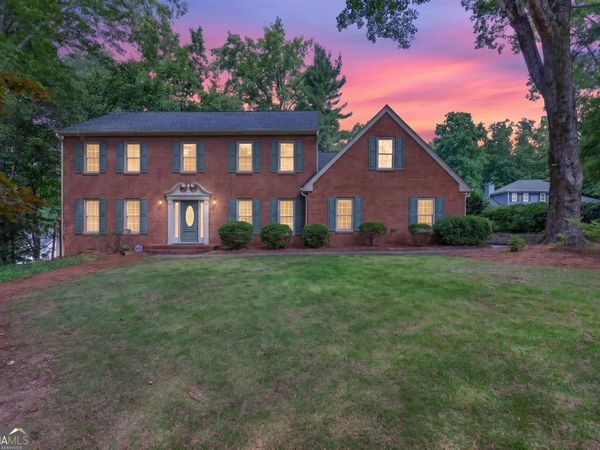 233 Shadowlake Court, Marietta, GA 30067
