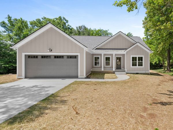 275 Brookfield Cir , Winchester, TN 37398