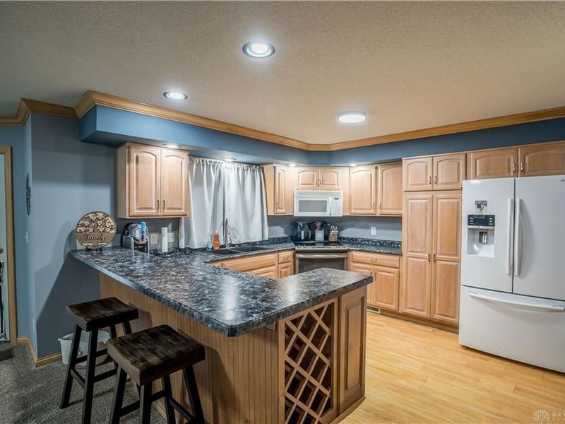 132 Village Green, Sidney, OH 45365 Photo 12