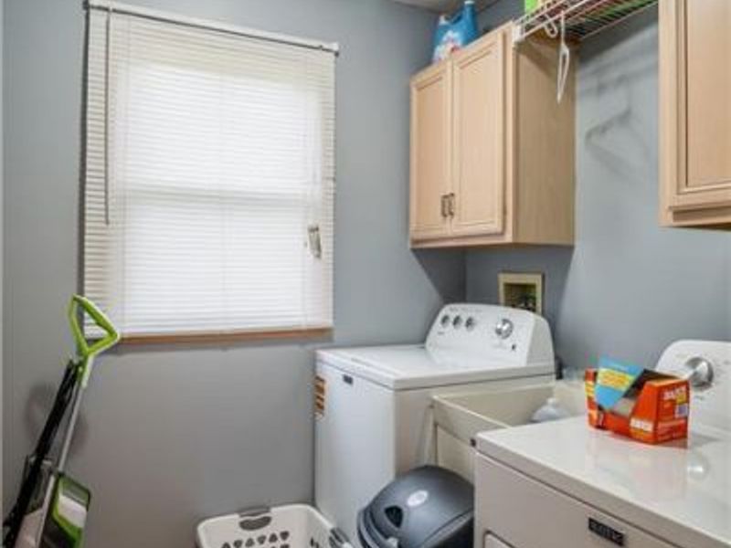 132 Village Green, Sidney, OH 45365 Photo 16